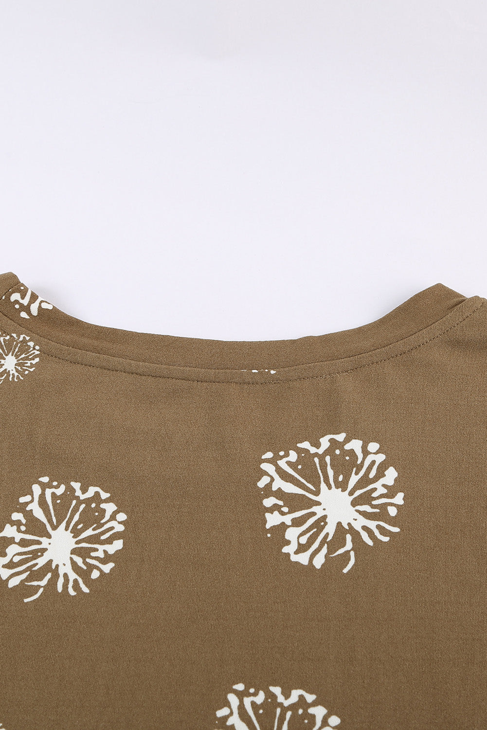 Plus Size Dandelion Print Tee Shirt