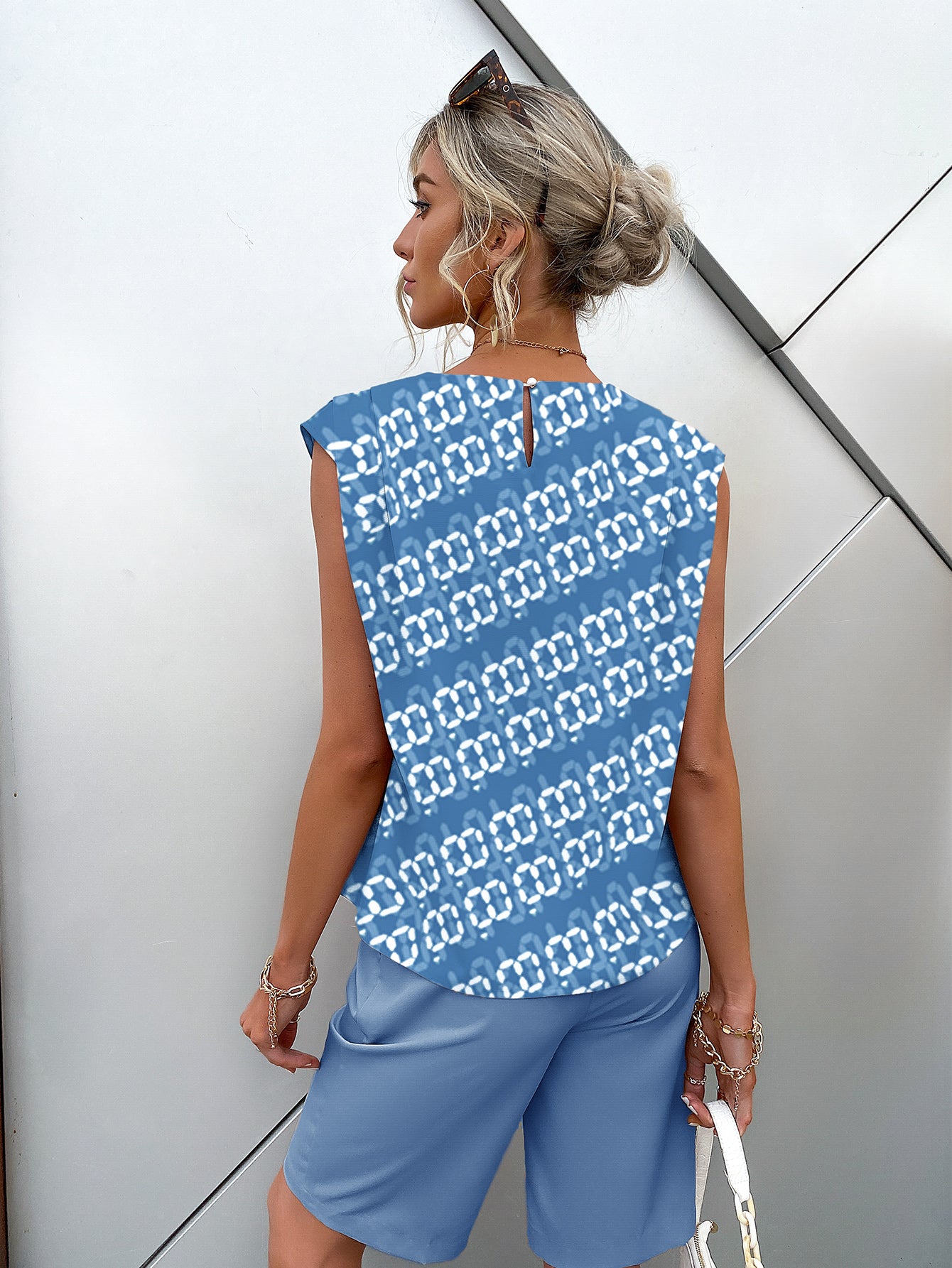 Printed Round Neck Capped Sleeve Top