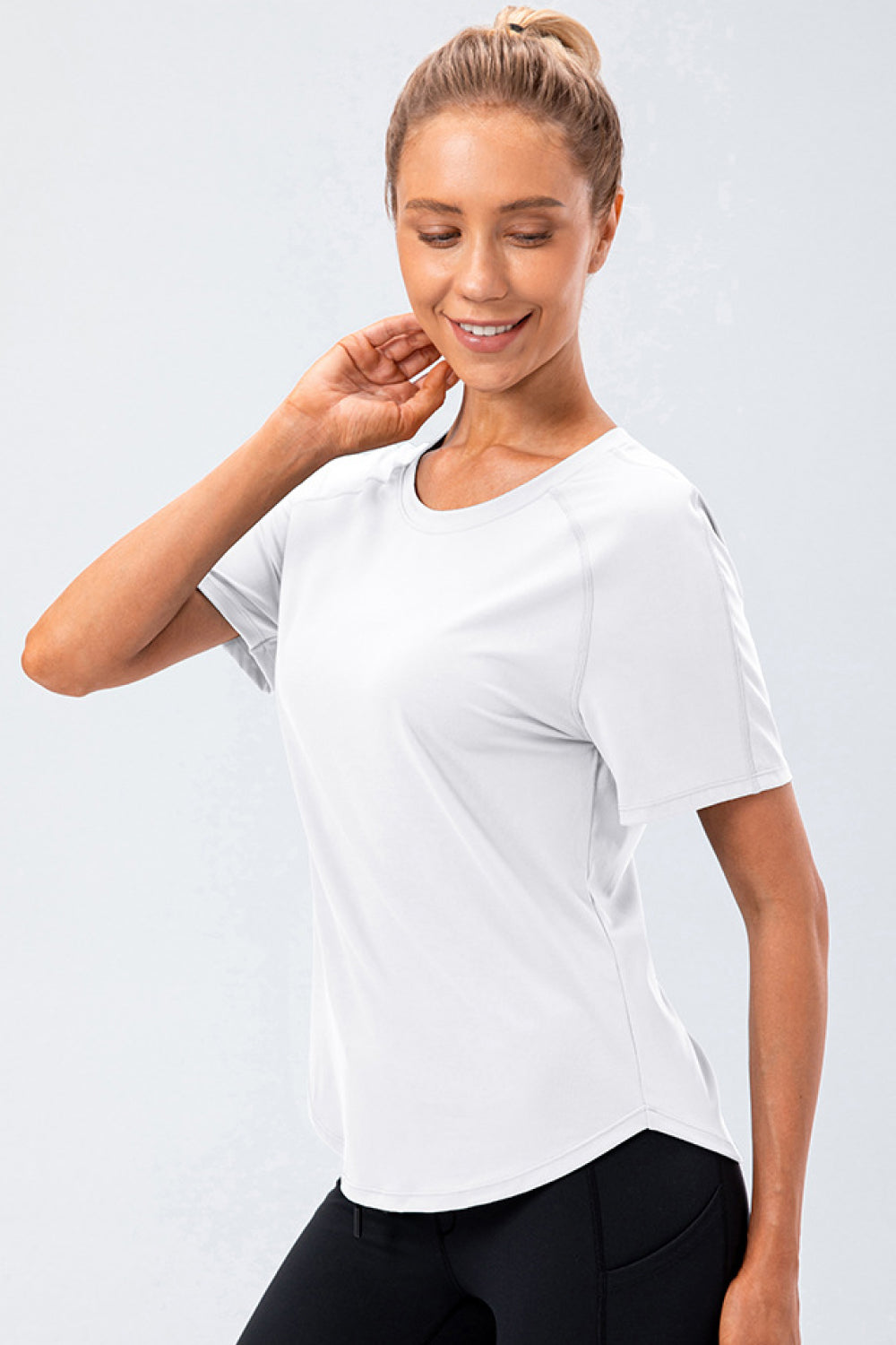 Curved Hem Raglan Sleeve Athletic T-Shirt