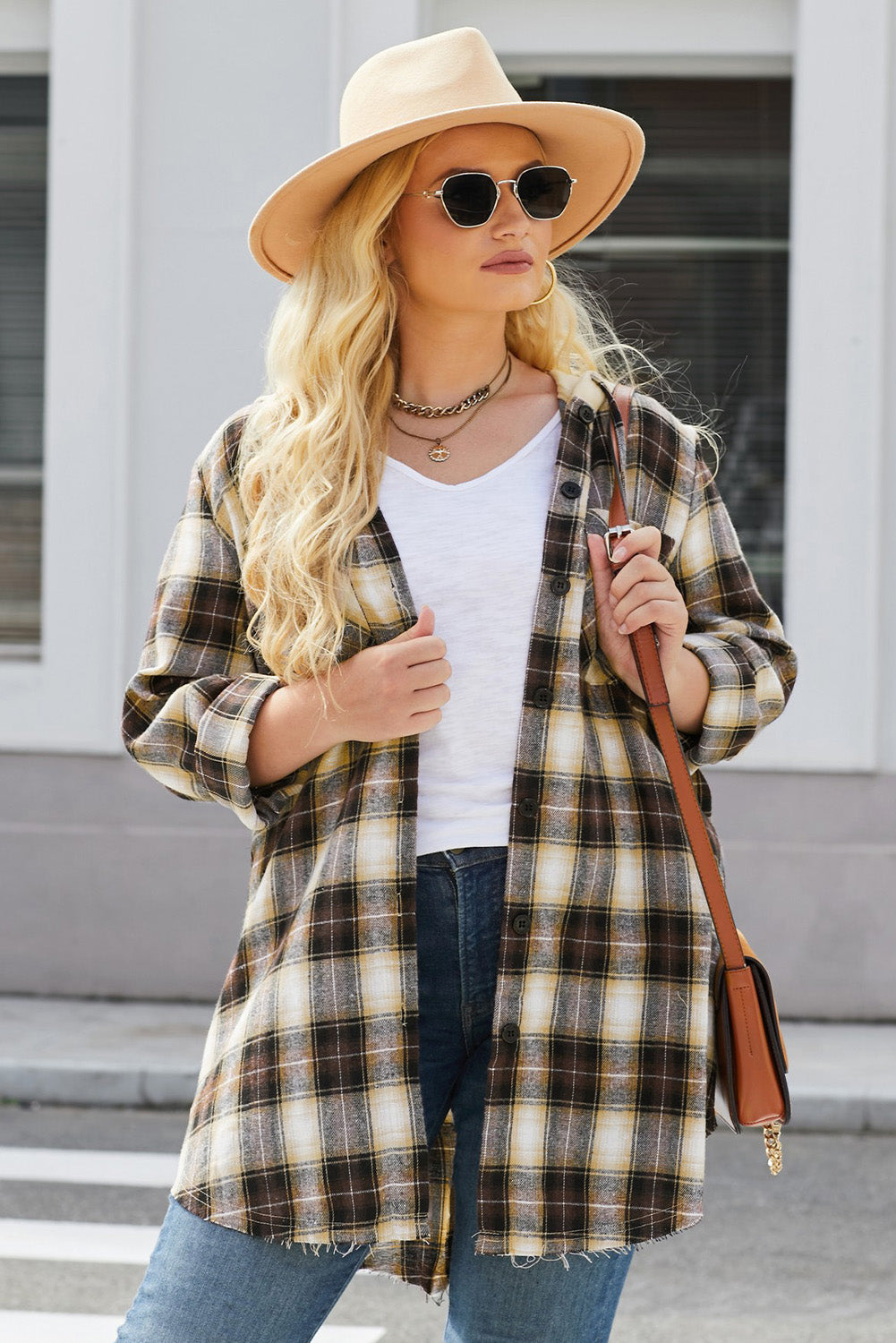 Plus Size Plaid Curved Hem Button Front Shirt